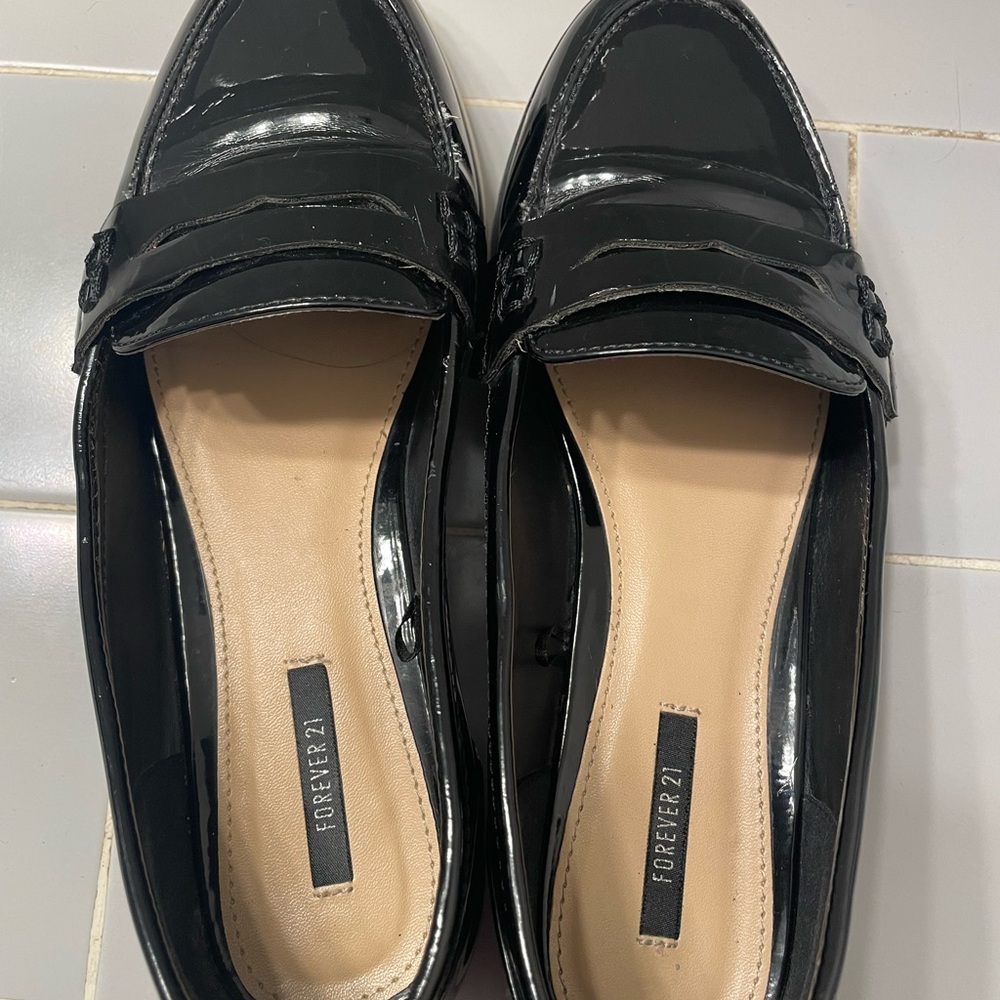 Forever 21 Glossy Black Women's Flats